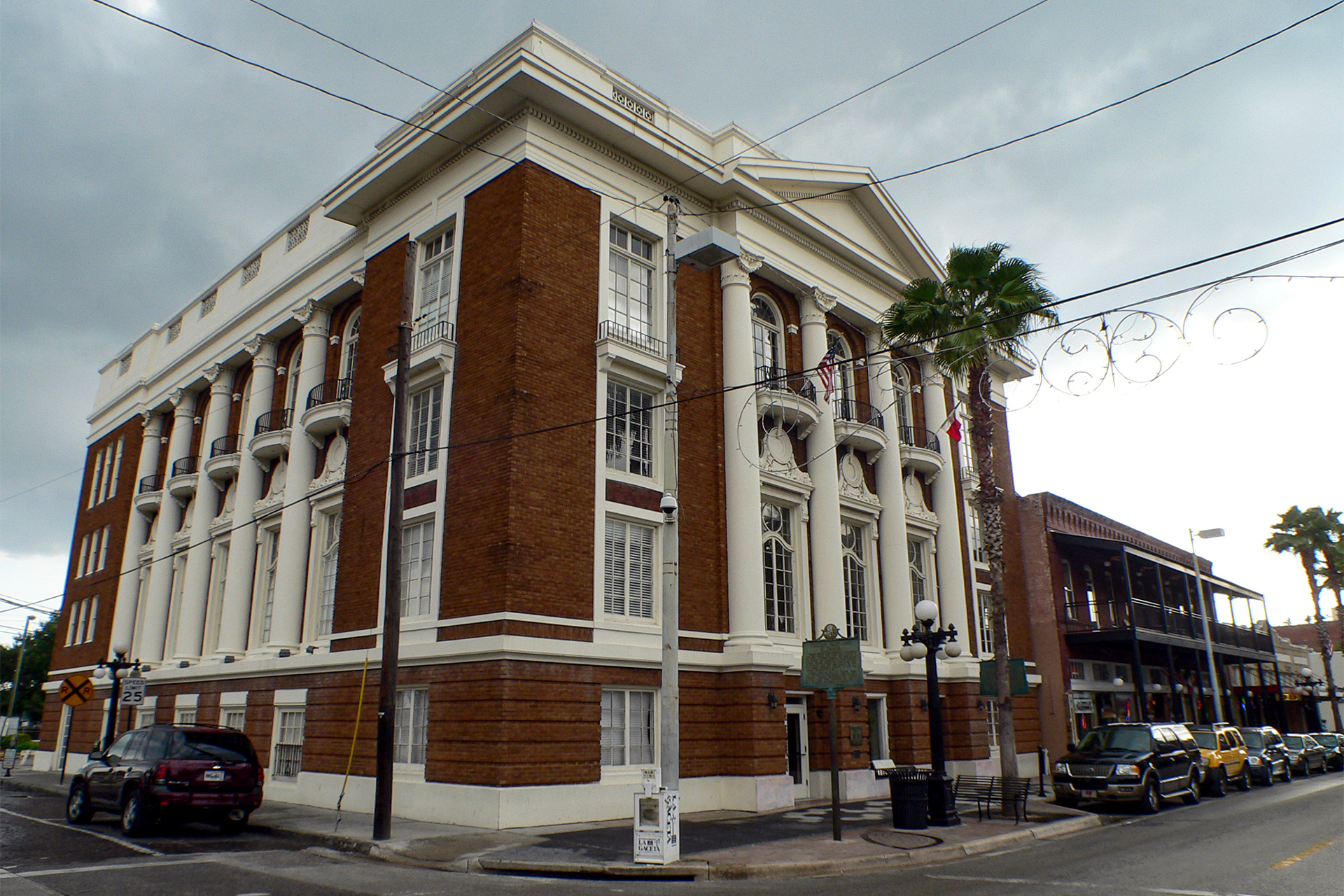 ybor-city-colonial-style