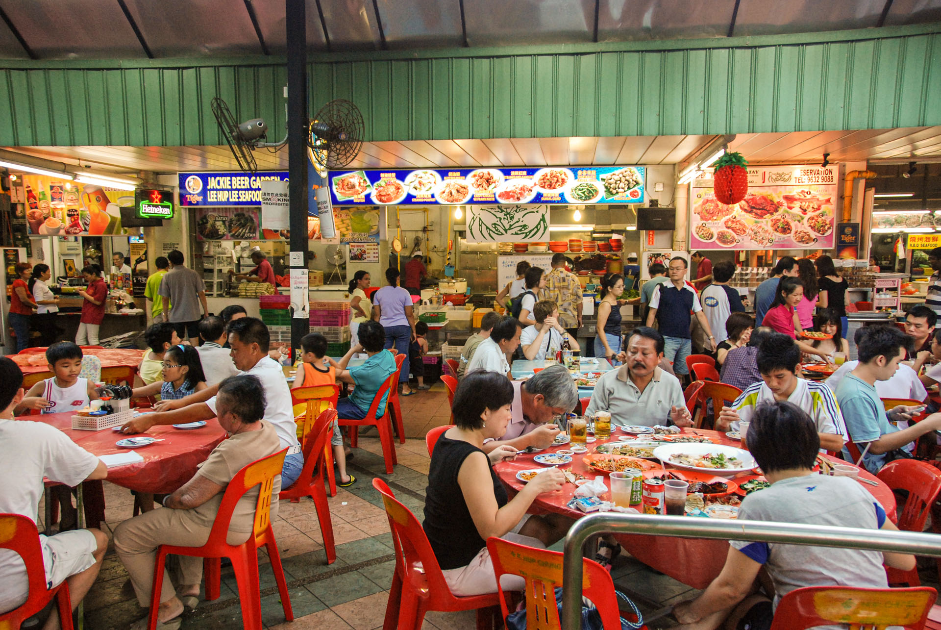 Essen am Fährterminal